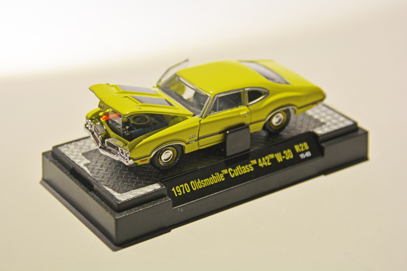 Illustration for article titled Review: M2 1970 Oldsmobile Cutlass 442
